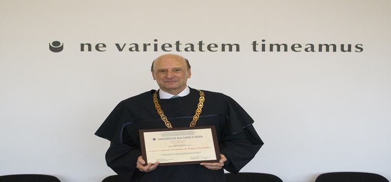 Академик Фернандес бе удостоен с почетната титла Doctor Honoris Causa